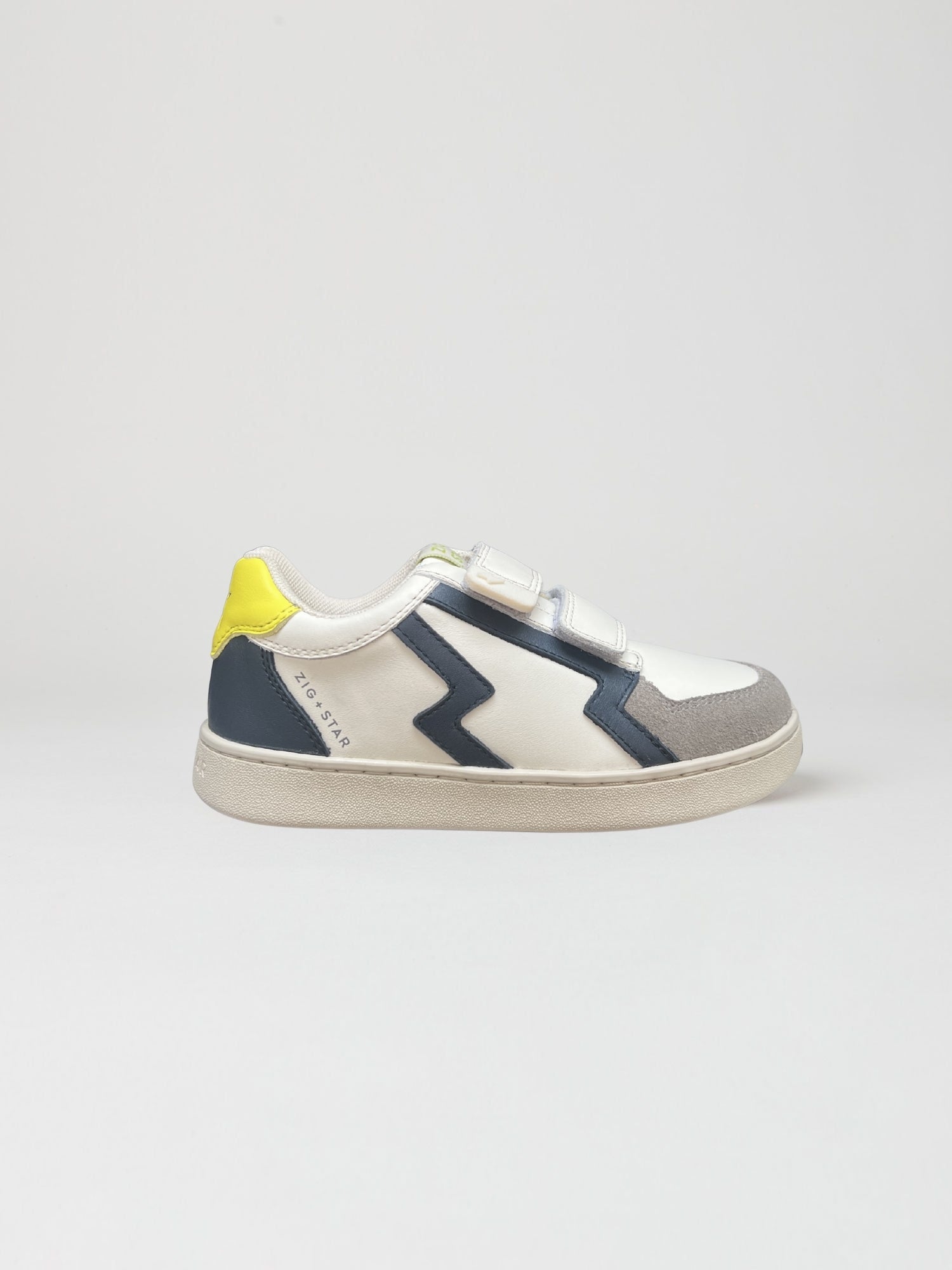Bolt Junior Barefoot Trainer Off White/Navy Mix