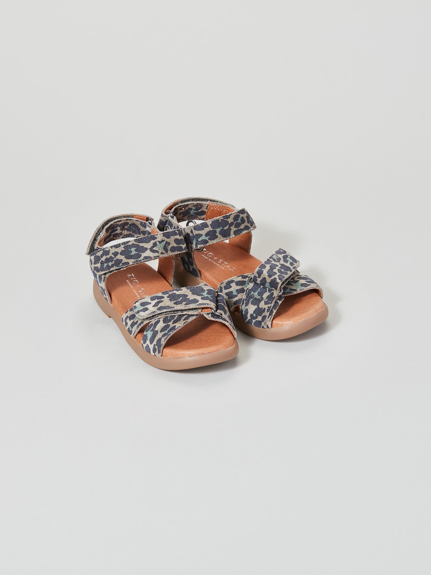 ZIG AND STAR RAE INFANT SANDAL KHAKI CAMO ANIMAL PAIR