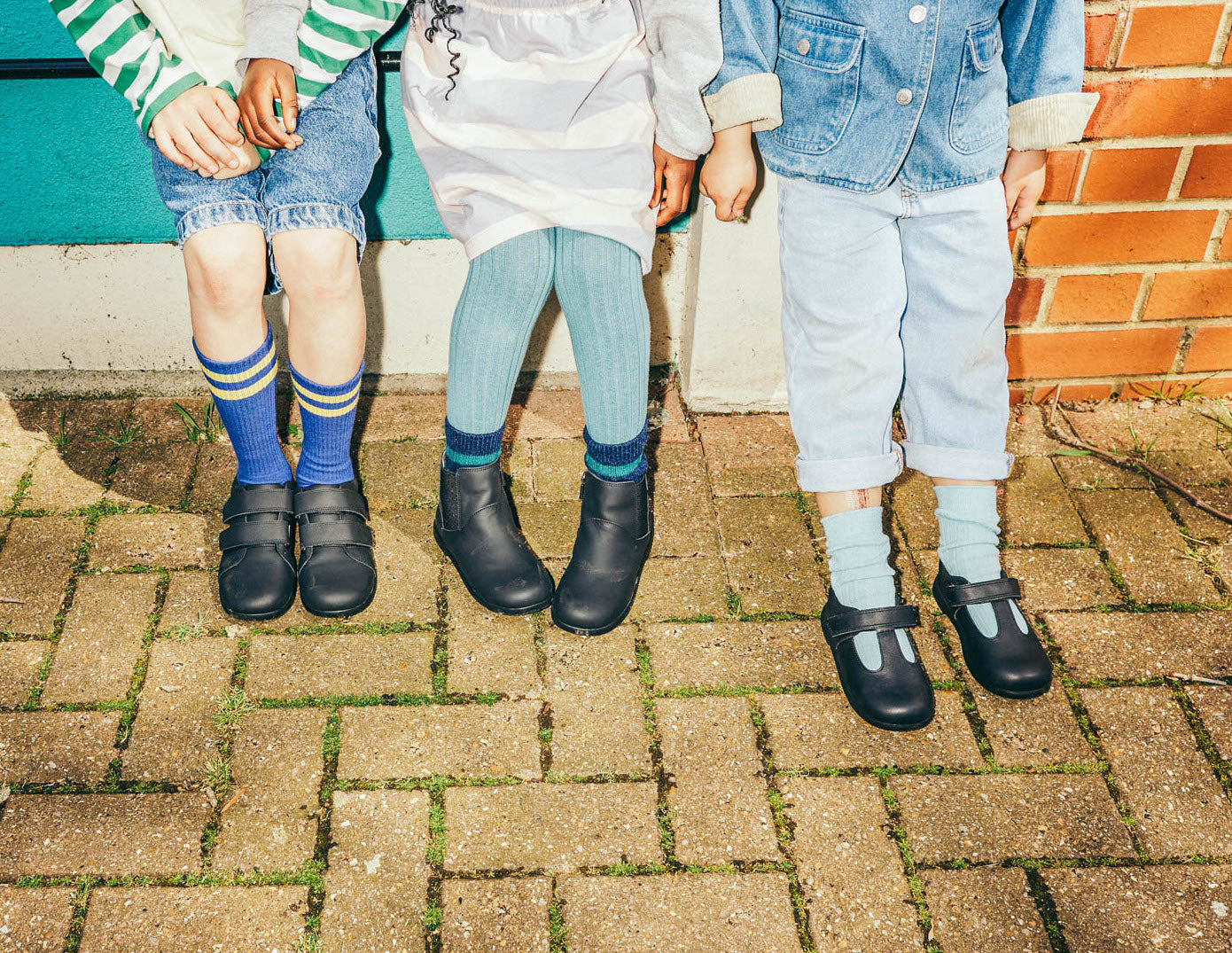 WHAT ARE ACCEPTABLE SCHOOL SHOES?