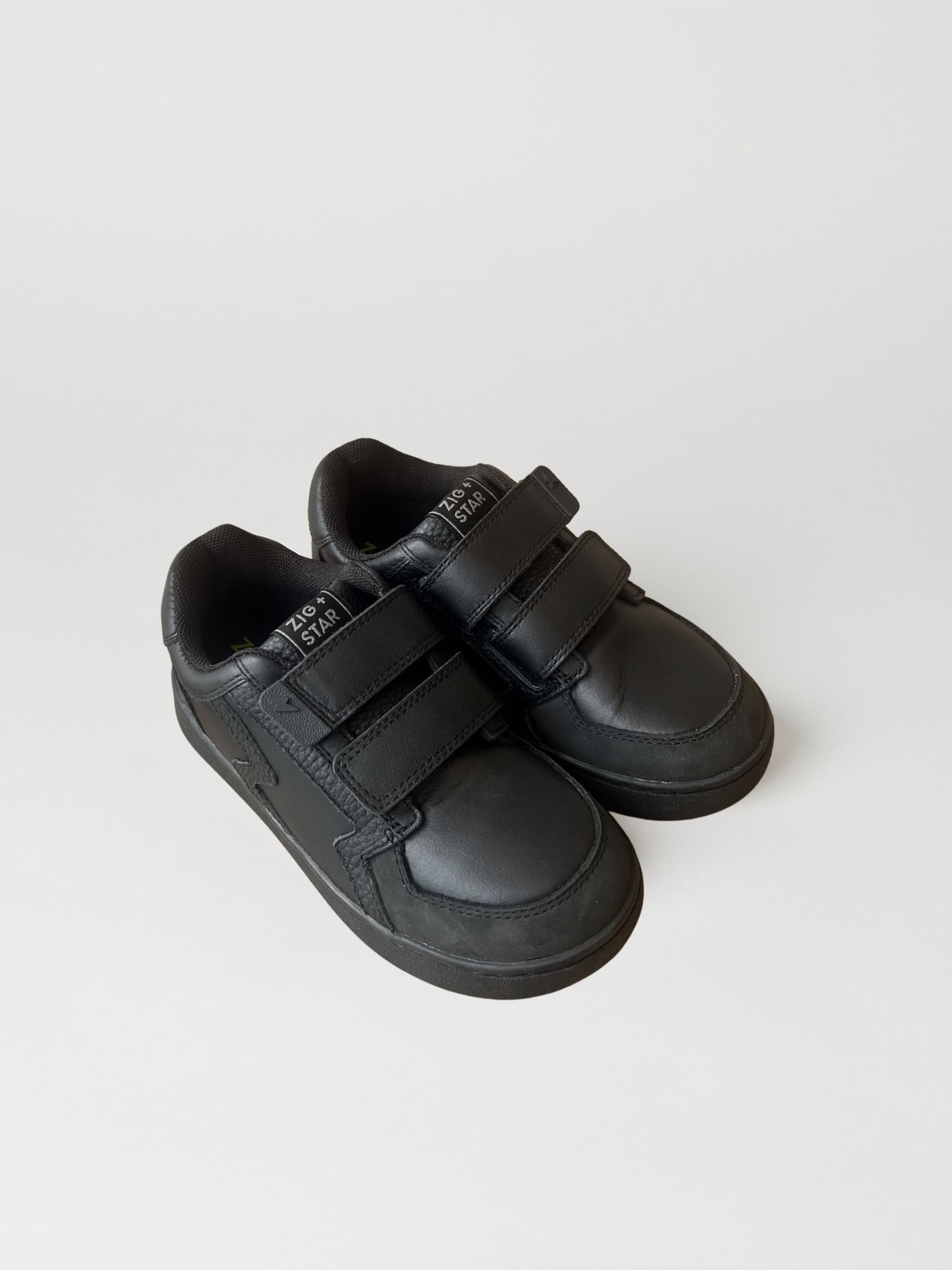 Bolt Junior Trainer Black
